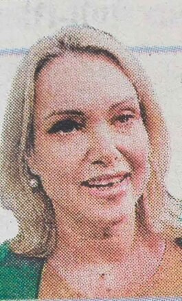 TV anchor :